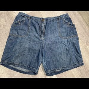 Liz & Me Jean shorts size 26W